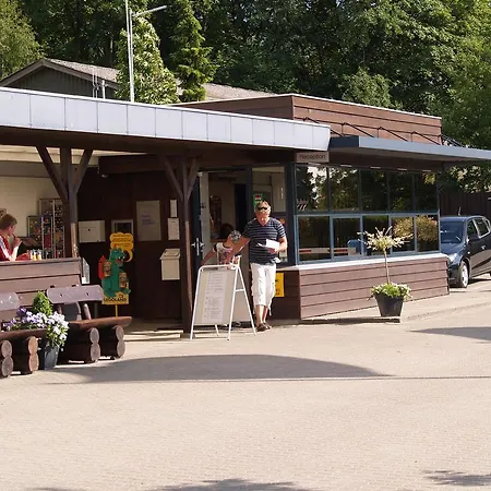 Riis Campingplads Give