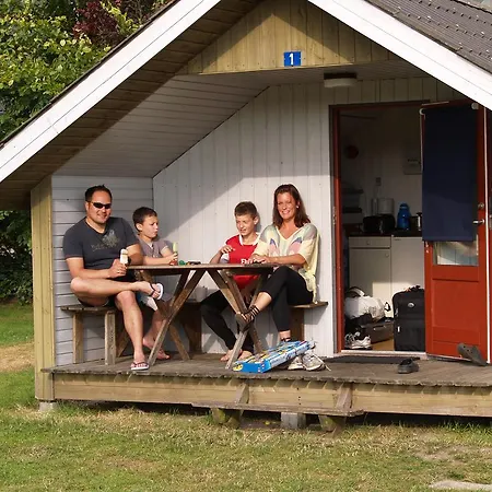 Camping Riis Give